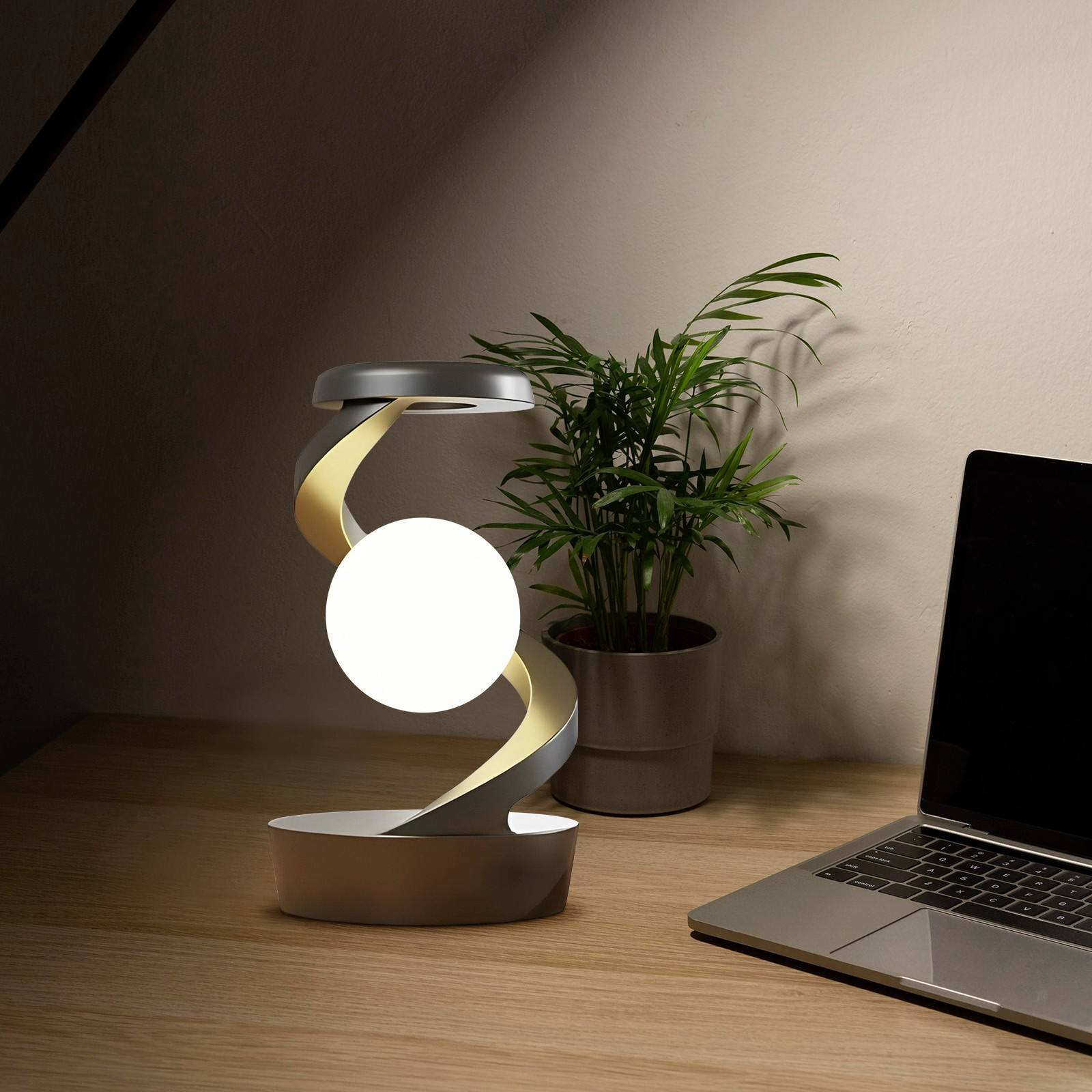 Lampada da scrivania rotante a forma di luna con sensore di ricarica wireless per telefono, lampada da tavolo decorativa, piccola lampada da notte per la casa.